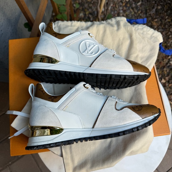 Louis Vuitton Run Away Sneakers - Picture 5 of 13